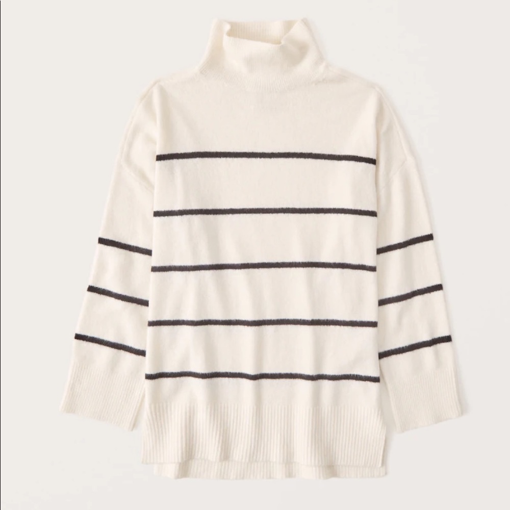 Oversized Striped Legging-Friendly Turtleneck Sweater